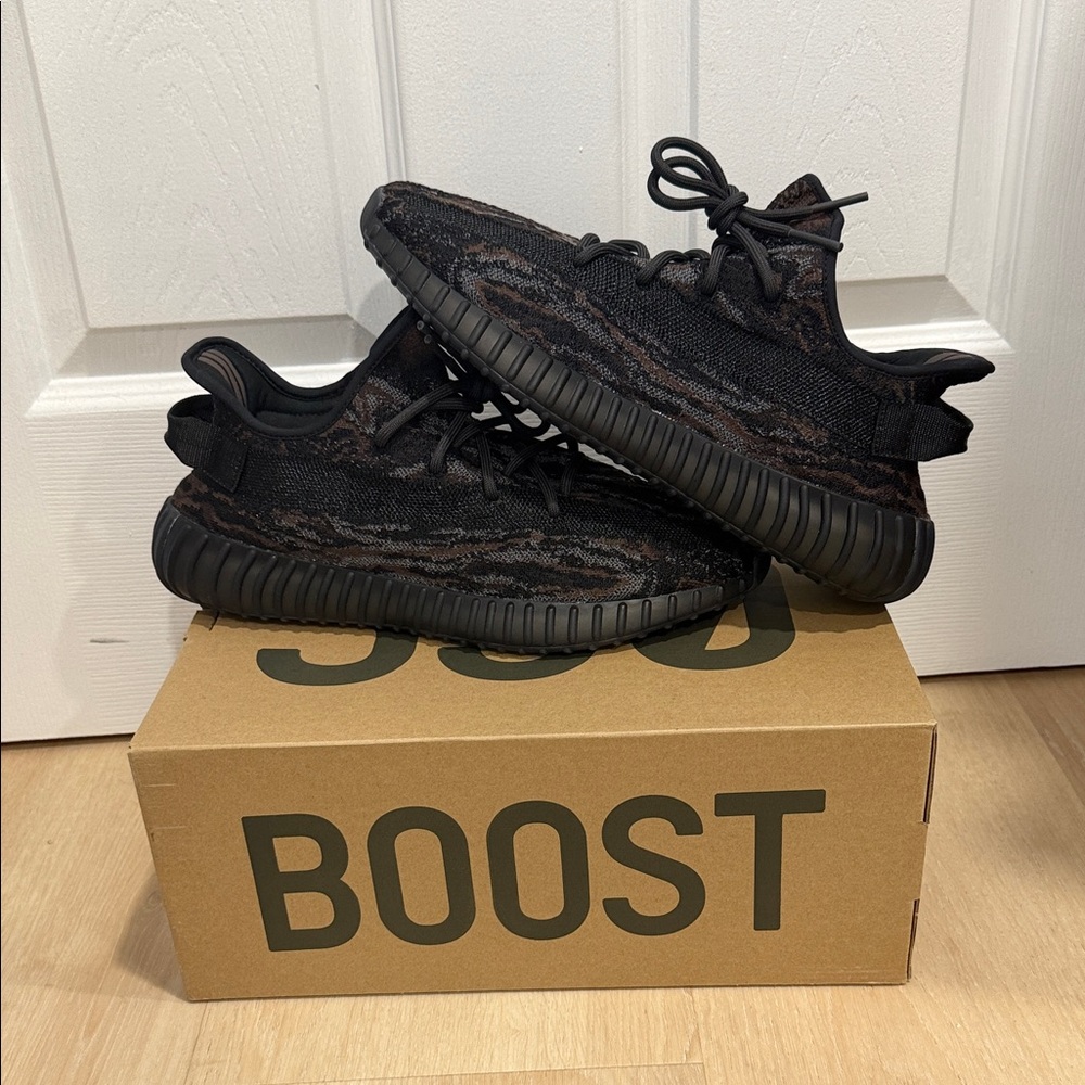 Yeezy Boost 350 V2 MX Rock